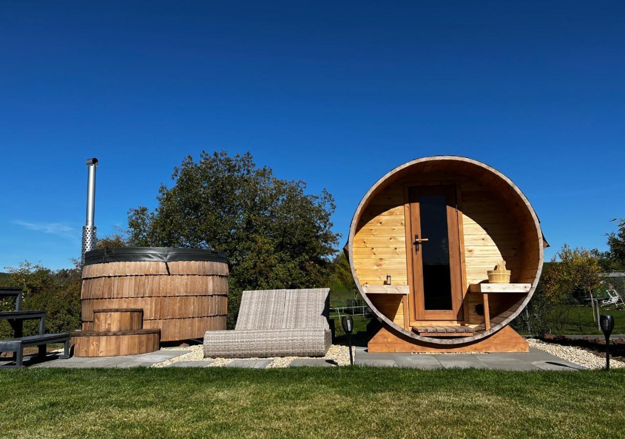 Tirolian Lodge North, Whirlpool, Sauna, Lagerfeuer Bundorf 외부 사진